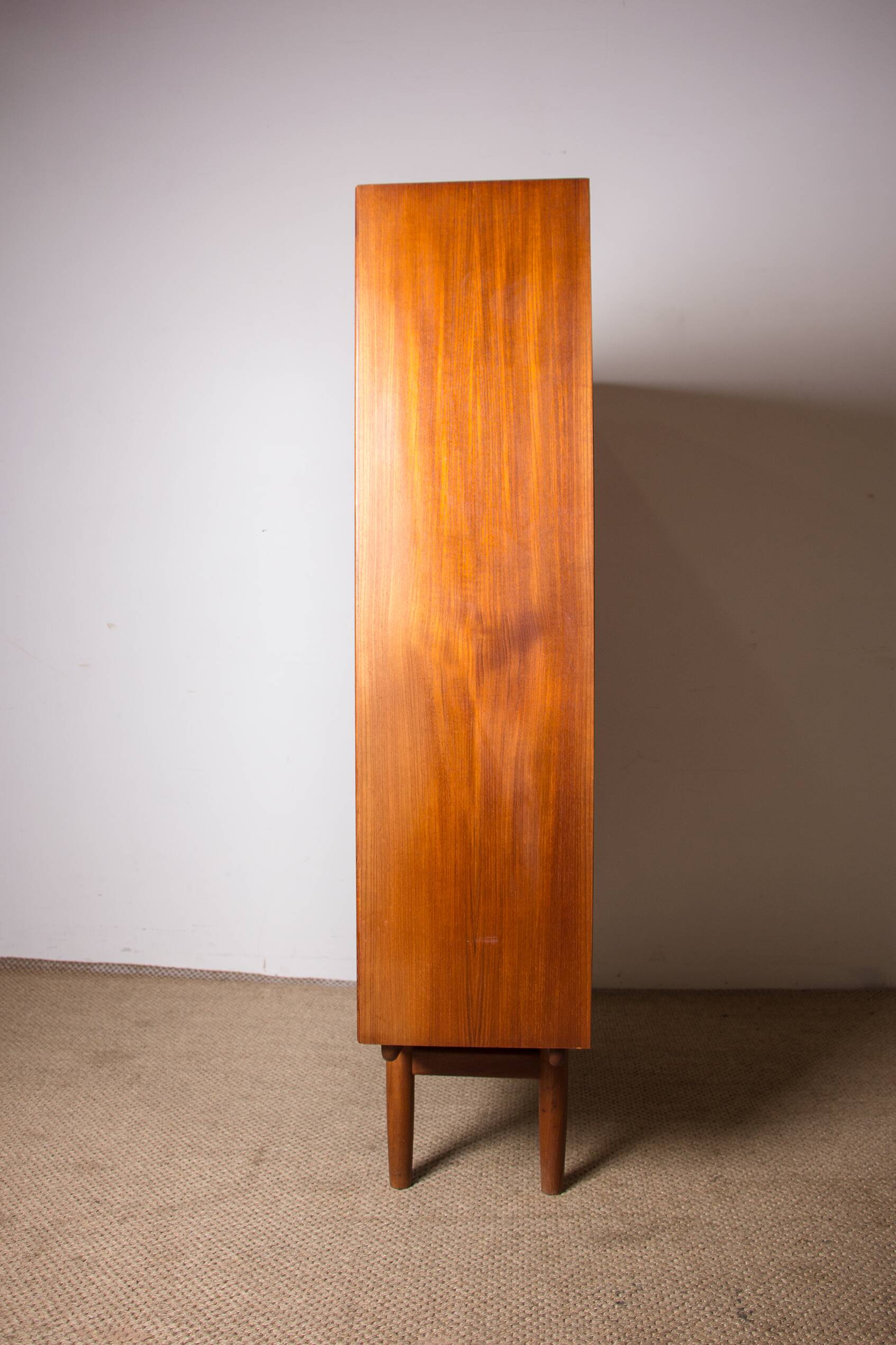 Danish Teak Bookcase, Showcase by Borge Mogensen for Soborg Mobelfabrik 1960.