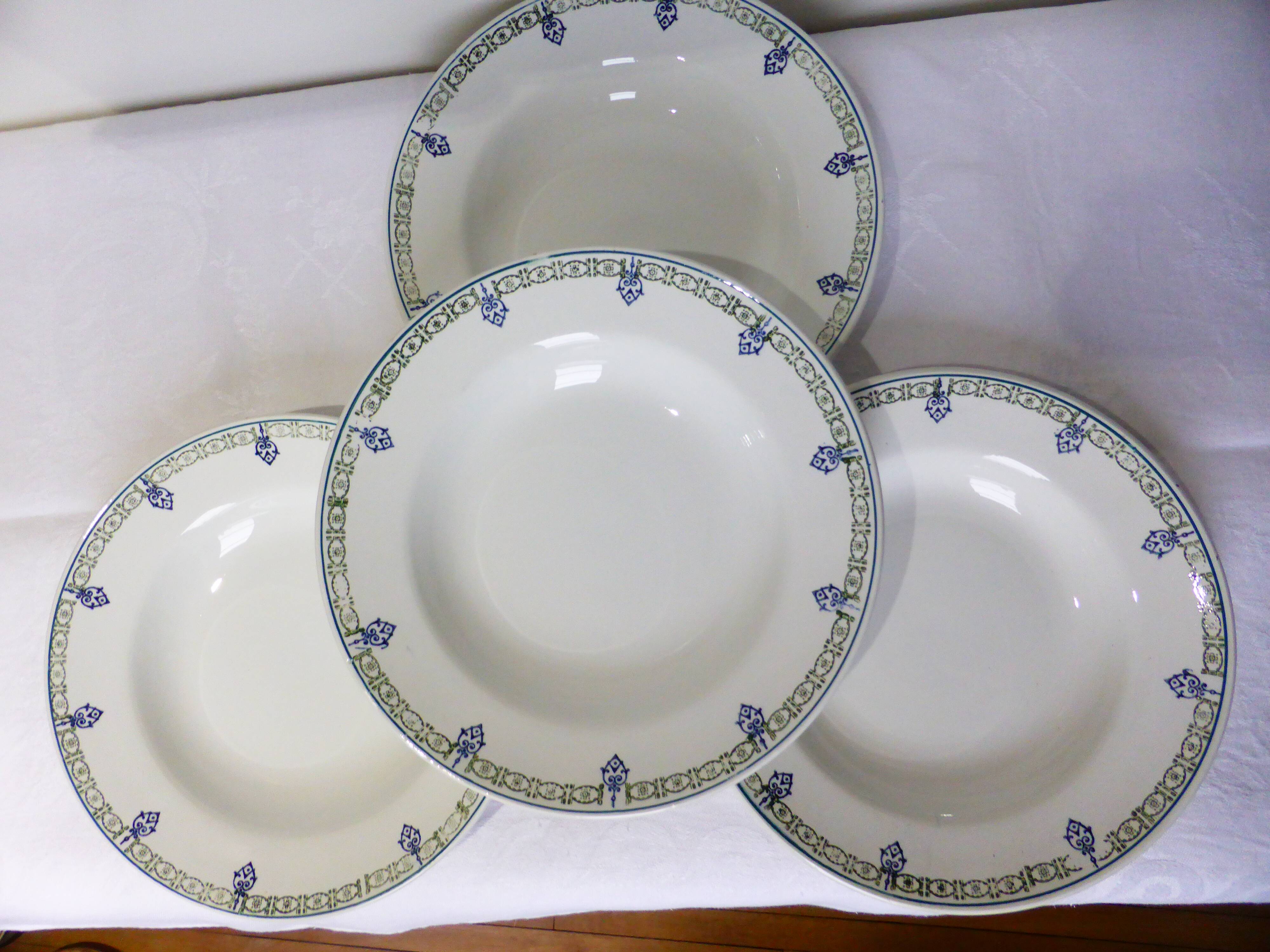 4 vintage St Amand deep plates 211259