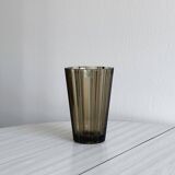 Elegant vase in thick smoked glass