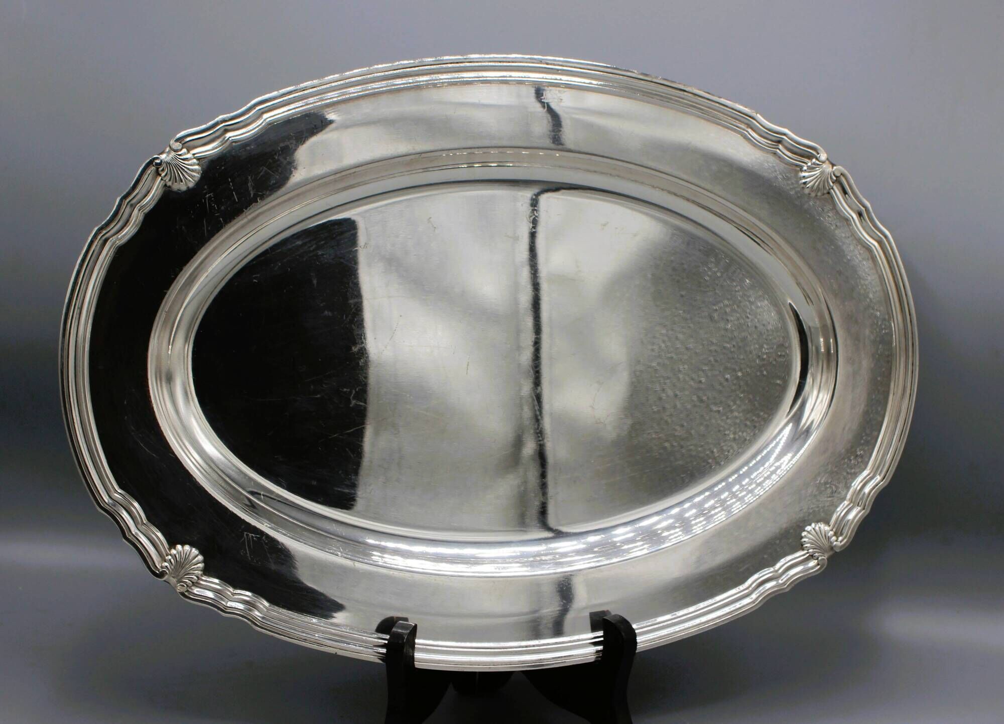 Very beautiful oval flat serving platter in silvered metal gallia coqui decoration