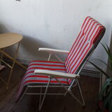 Vintage lounge chair