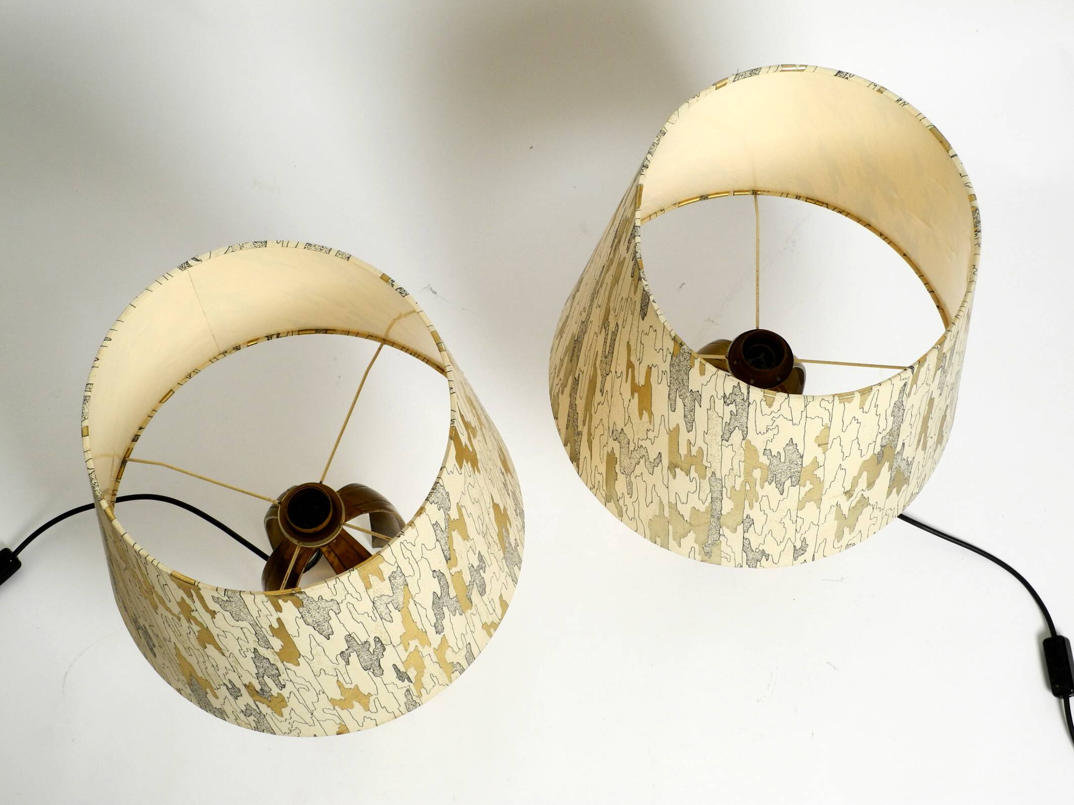 Pair of large extraordinary heavy Mid Century brass table lamps