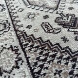 Oriental style rug 70cm x 130cm