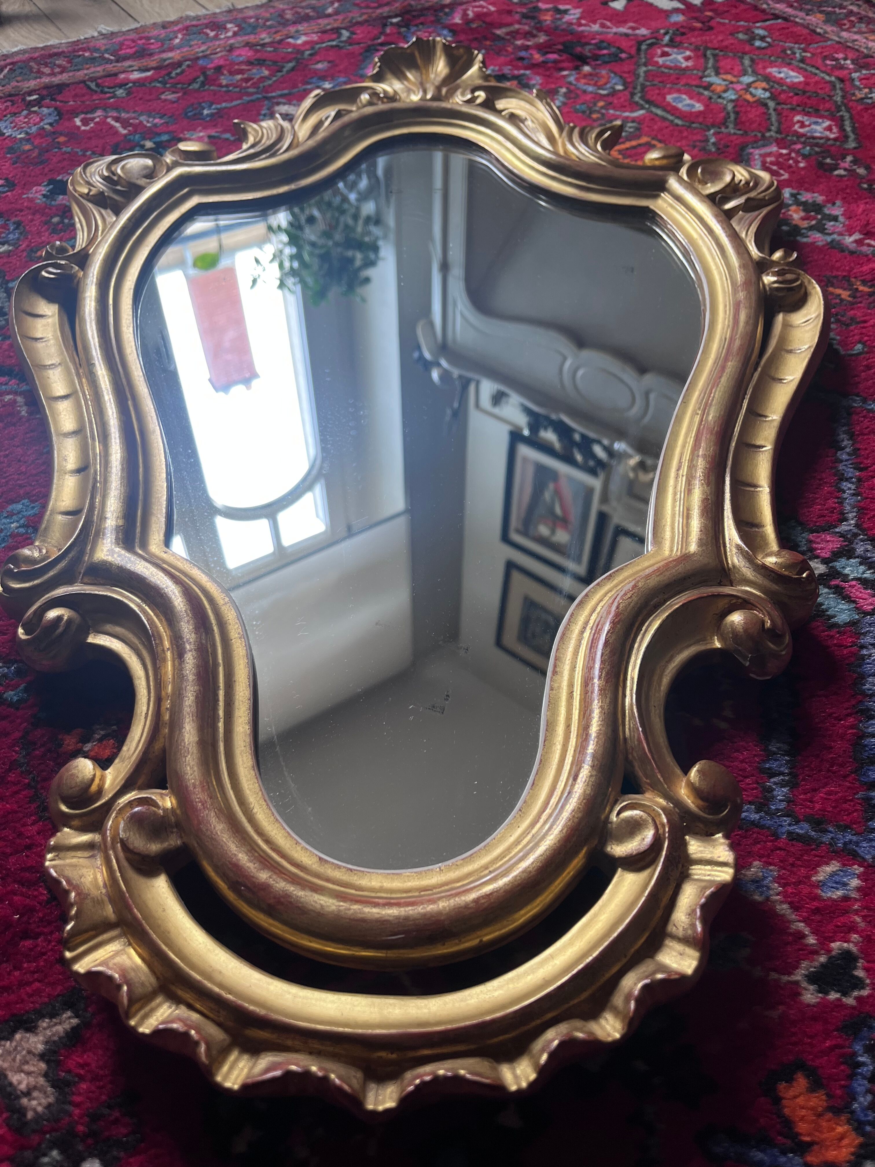 Miroir baroque en bois doré