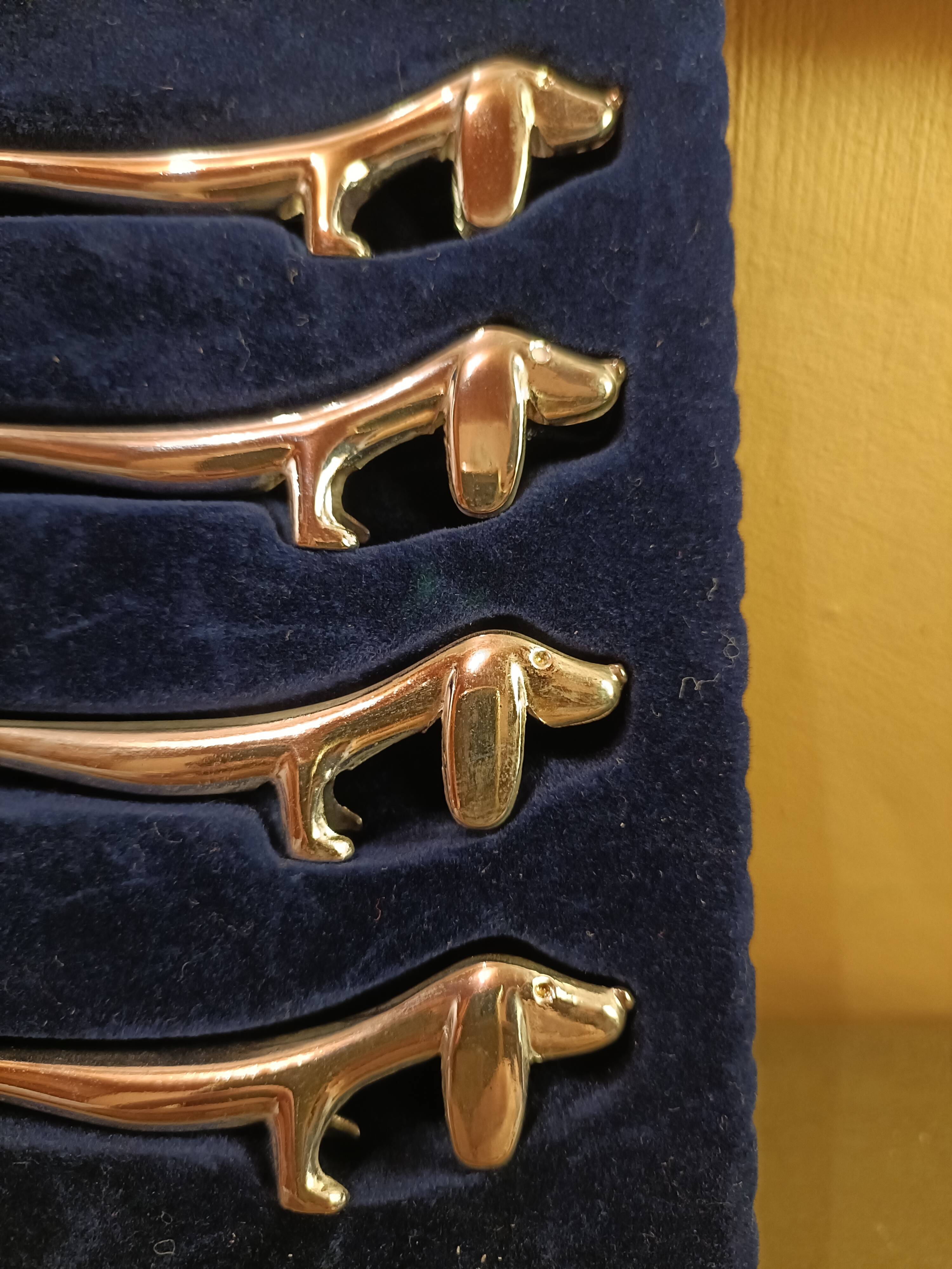 Porte couteaux métal argenté chien