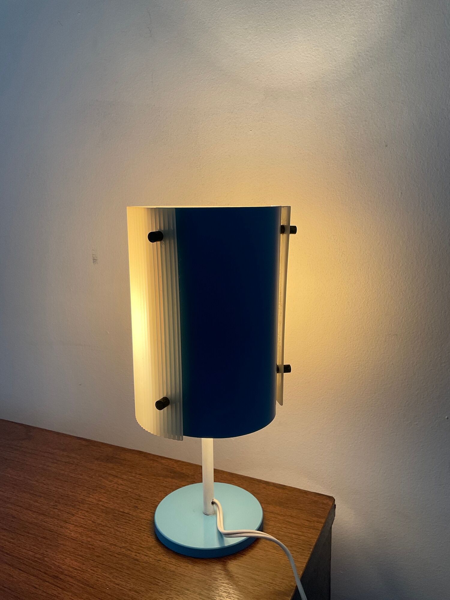Vintage lamp 50s-60s metal sky blue and plexiglass