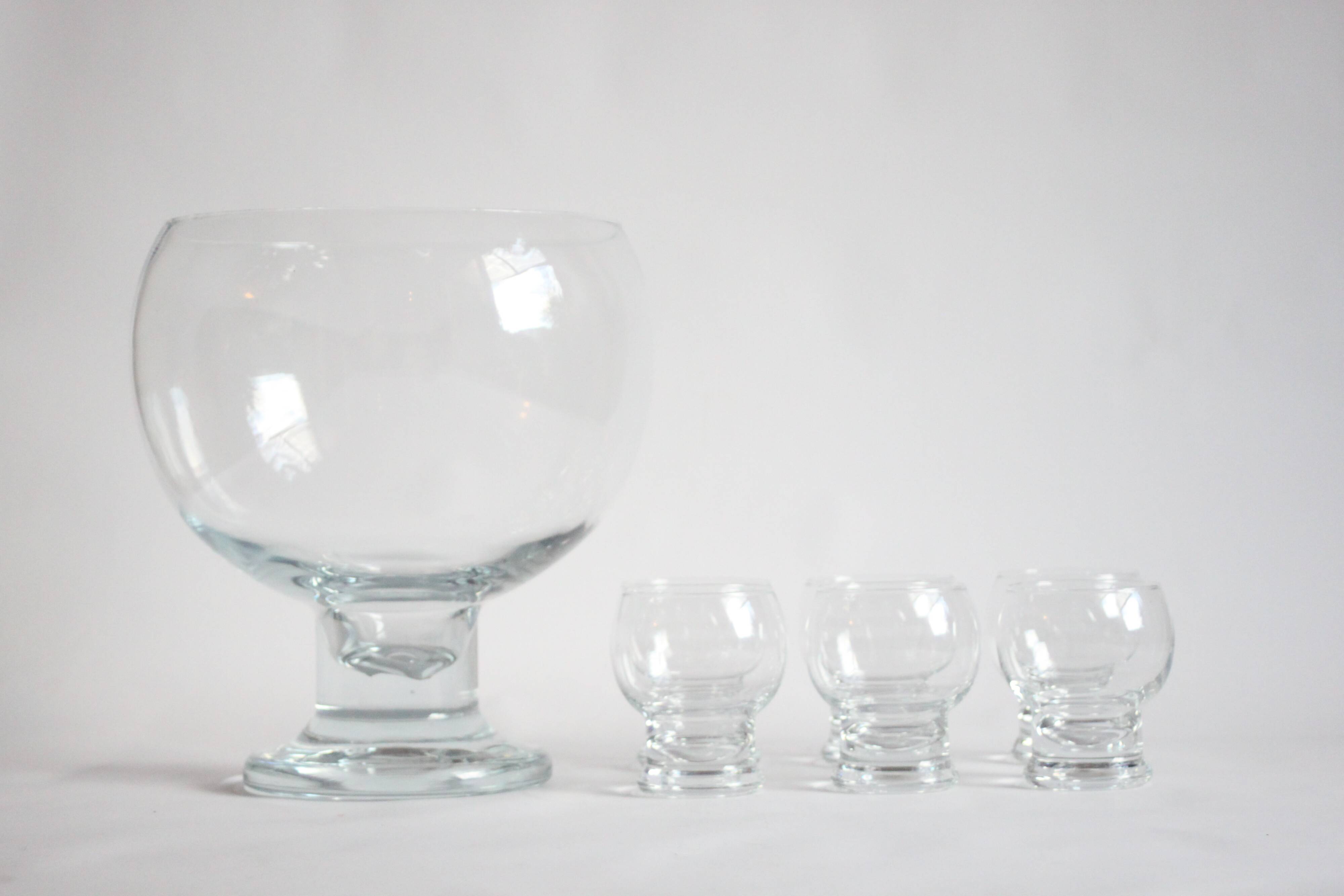 Glass Punch Bowl By Erkkitapio Siiroinen For Riihimaen Lasi, Finland 1970S