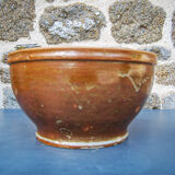 Stoneware salad bowl