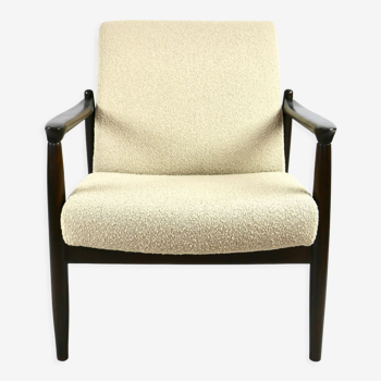 Beige boucle armchair, 1970s