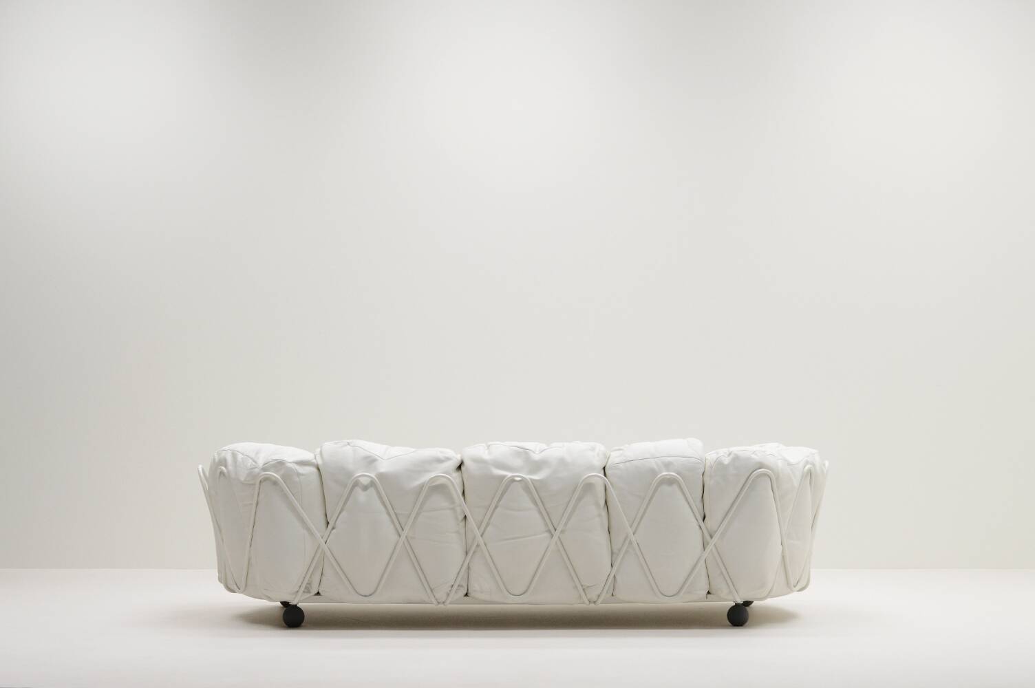 corbeille lounge sofa by francesco binfaré for edra, italy.