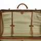 Ensemble de trois valises en cuir vintage