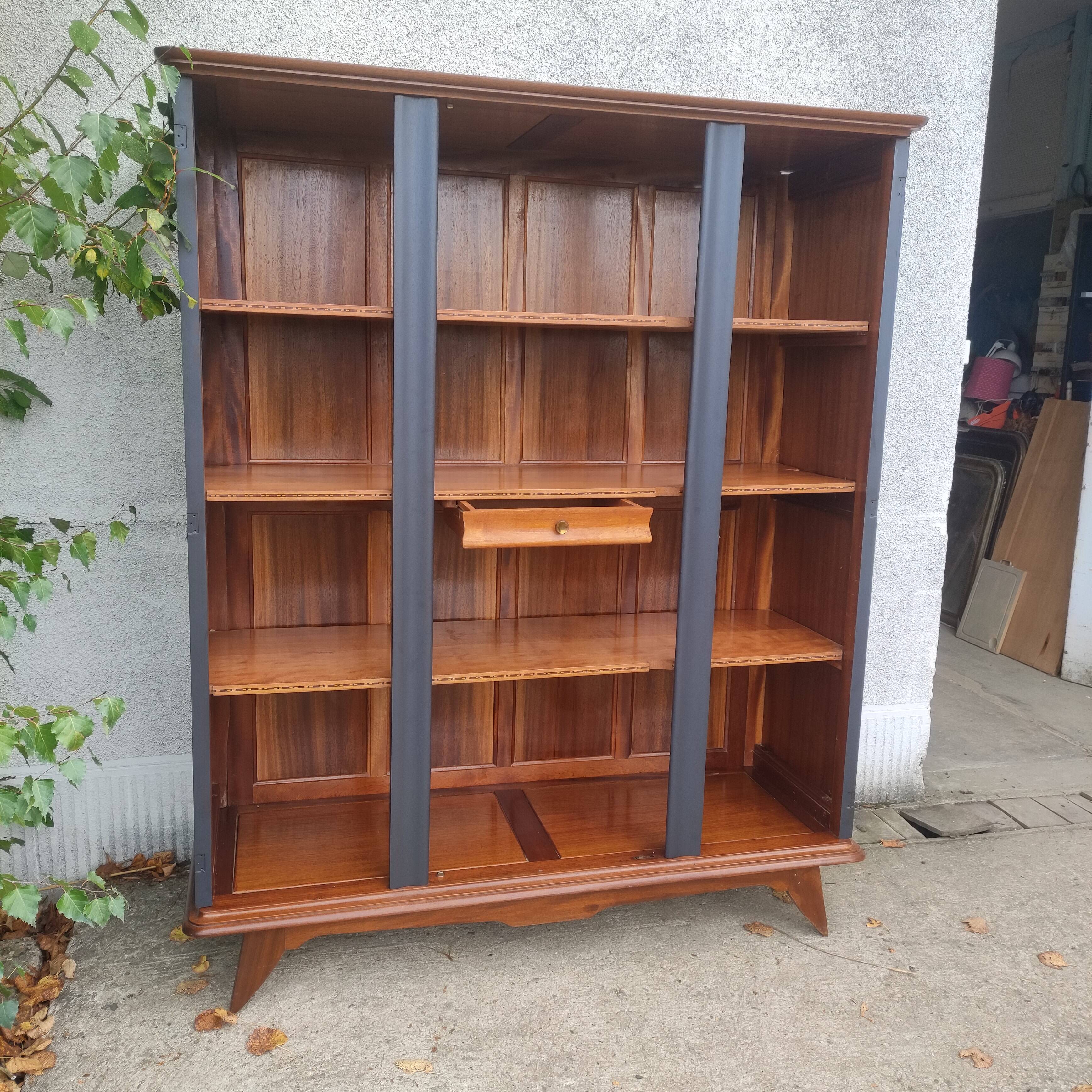Library grade, shelf