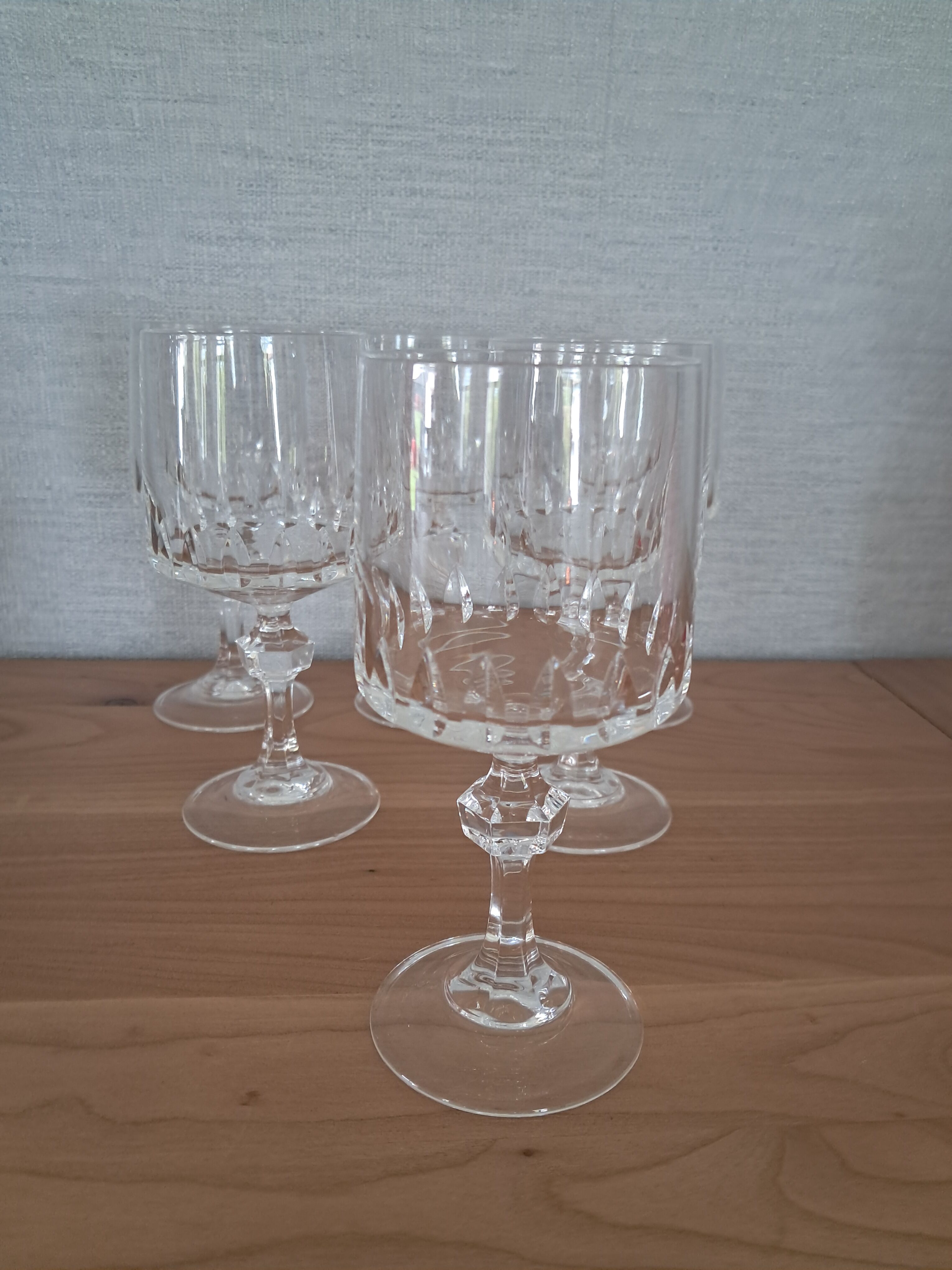 6 crystal wine glasses from Arques, Vendôme model.