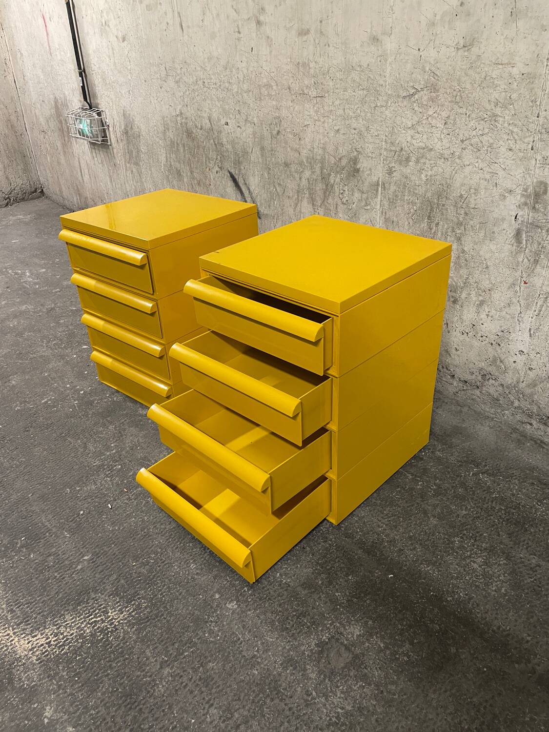 Yellow chest of drawers model 4601 by Simon Fussell for Kartell, 1970s