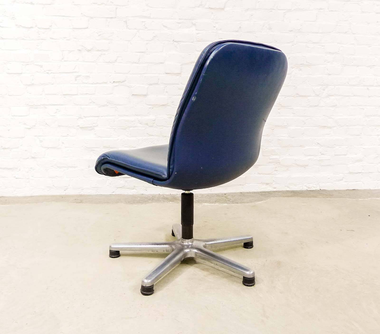 Sitag Ocean Blue Leather Executive Desk Chair. Switzerland, 1970s