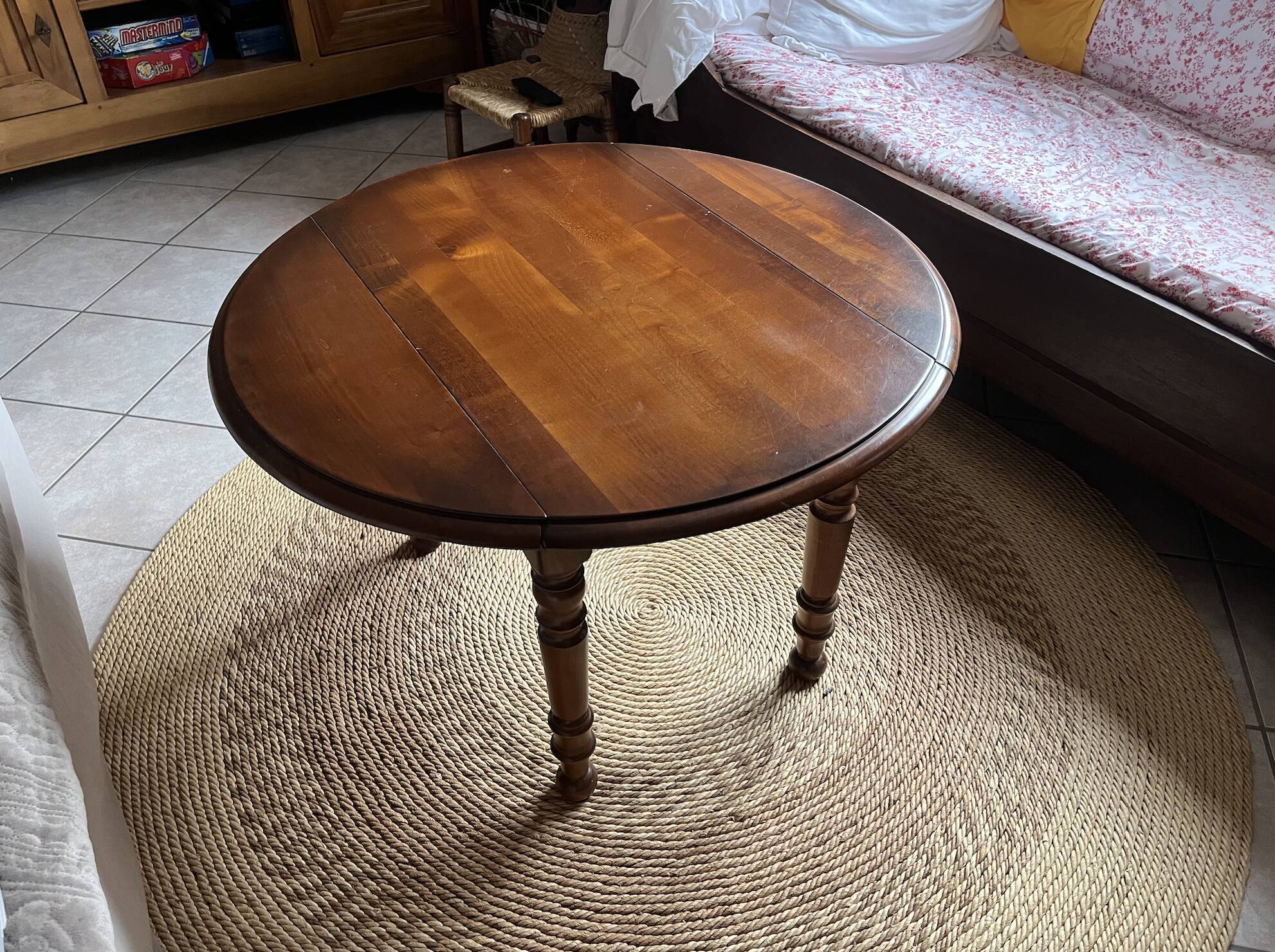 Table basse style Louis Philippe