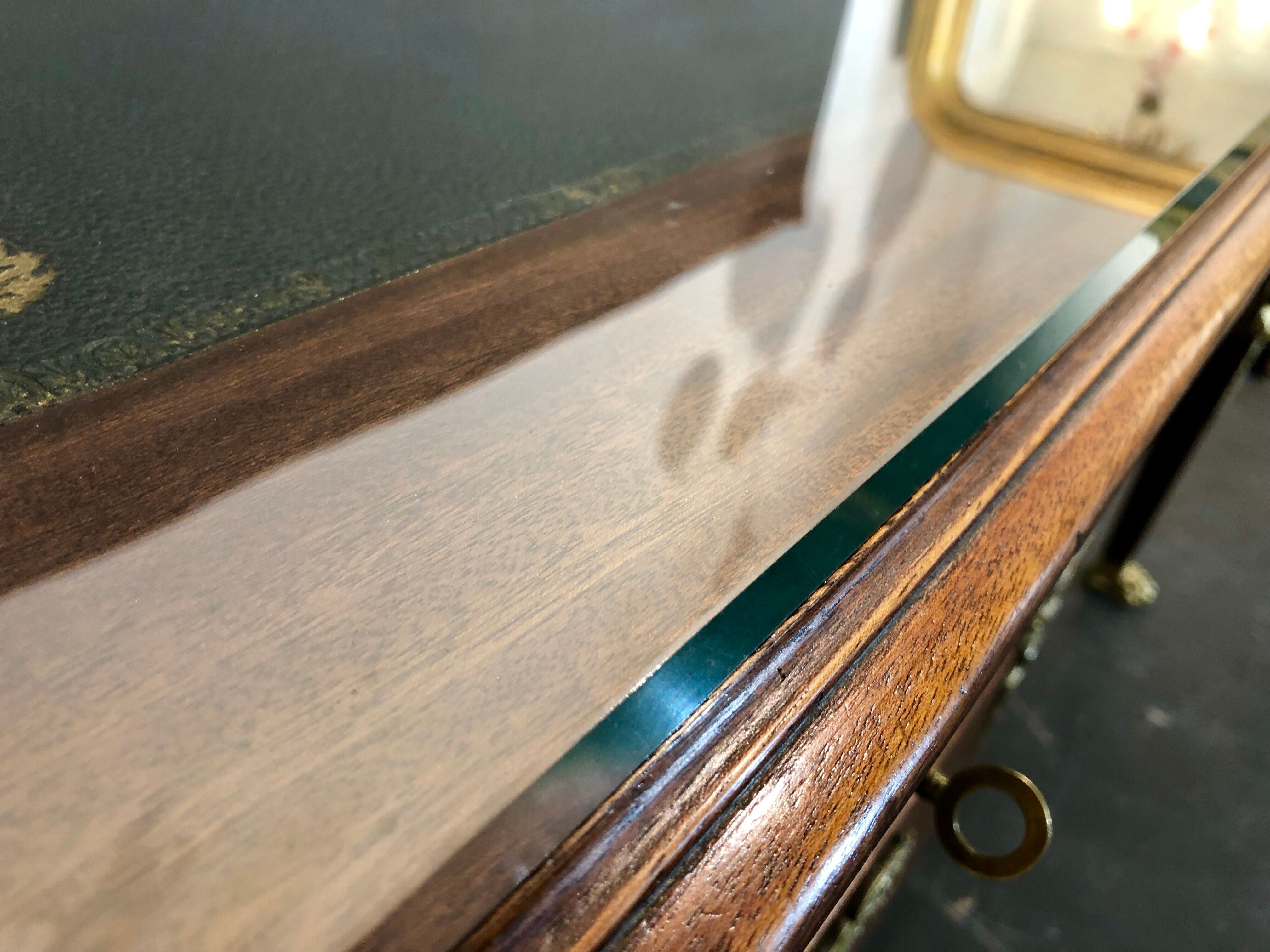 Office empire back from Egypt