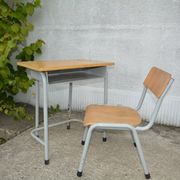 Child's desk and his chair