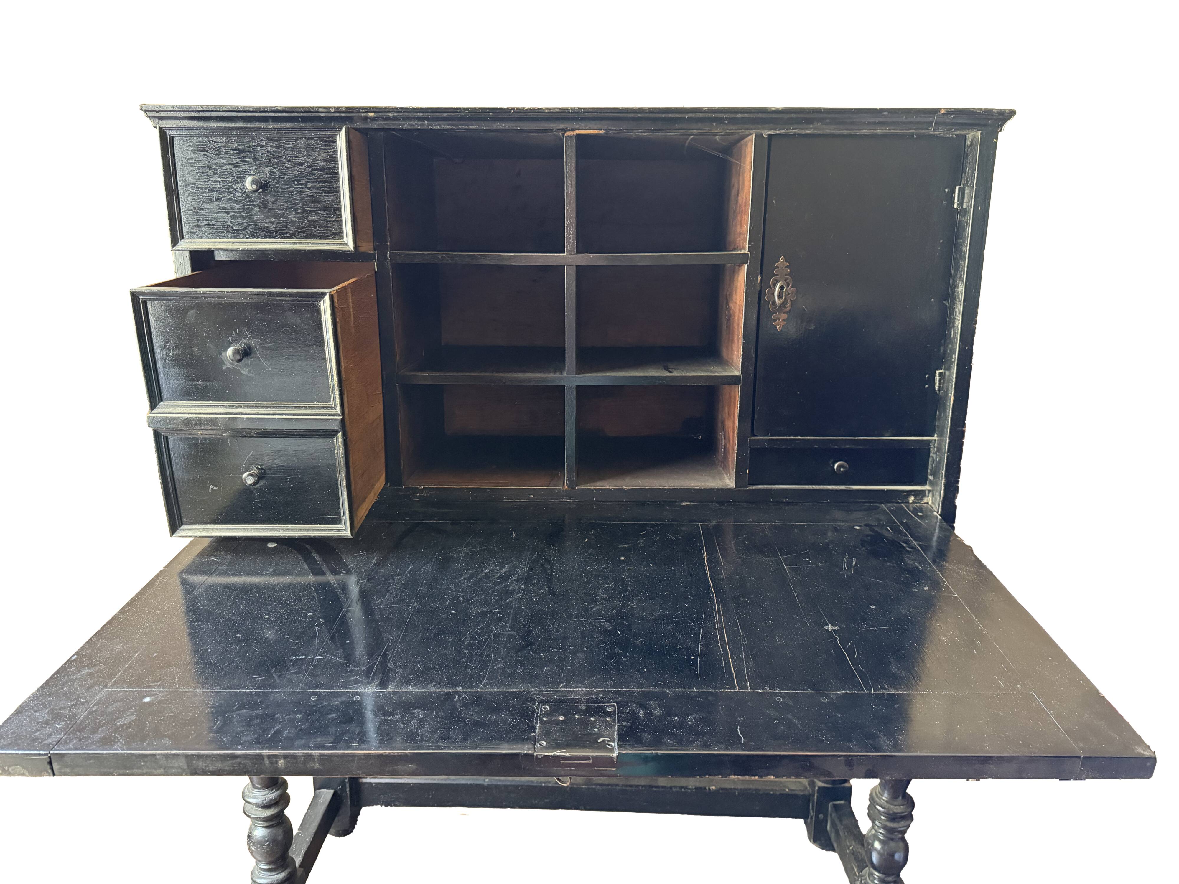 Cabinet espagnol "bargueño"