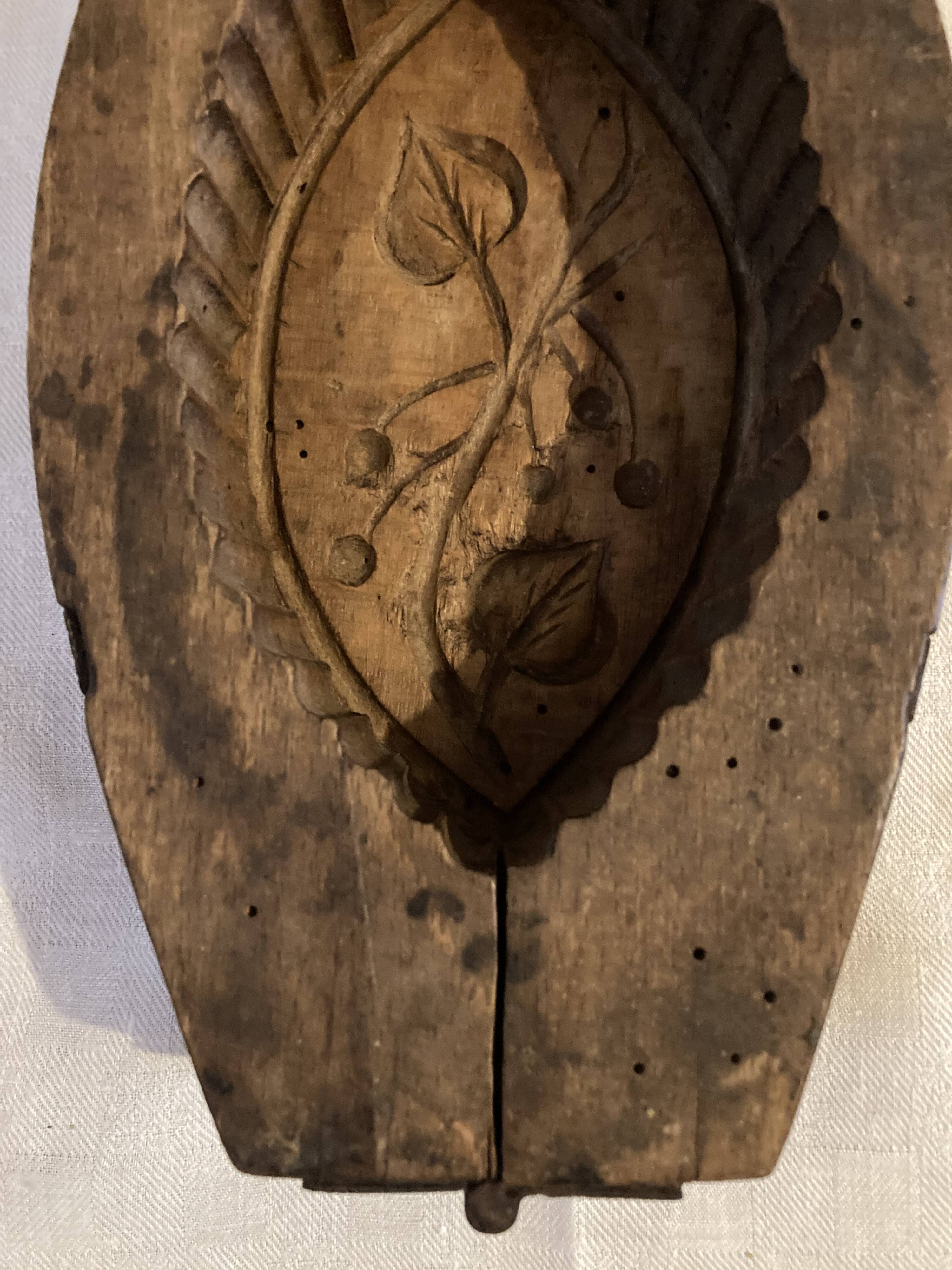 Moule à beurre en bois