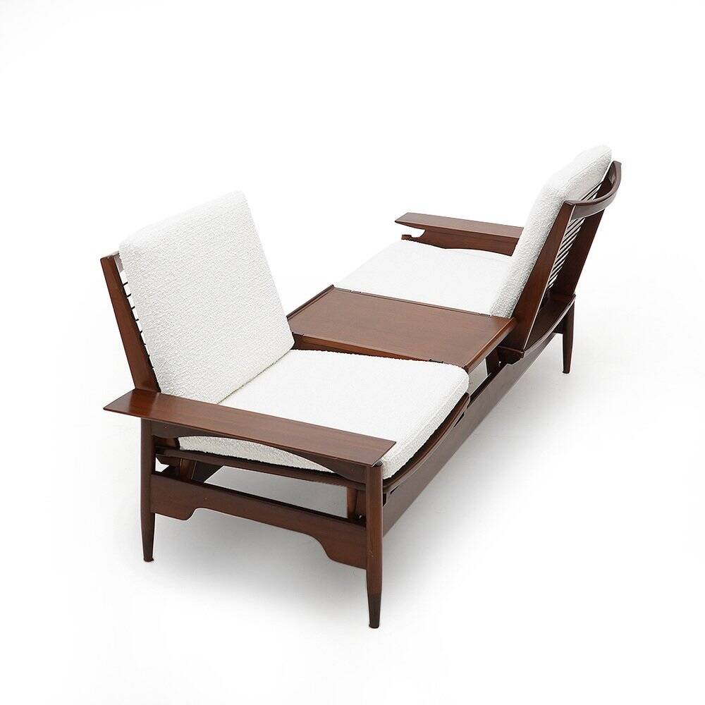 Wooden canapé and white boucle by Mario Franchioni for Framar, 1960s.