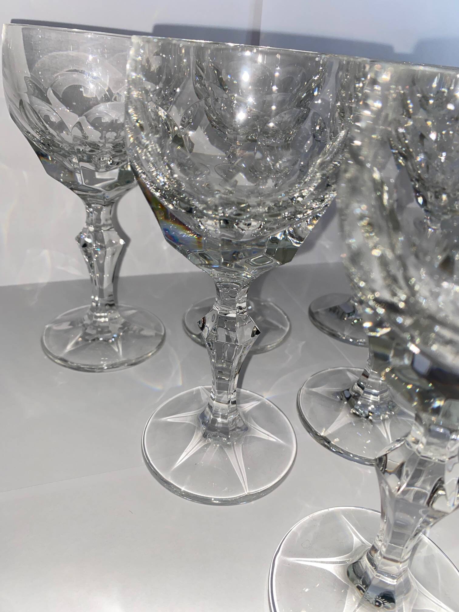 6 Villeroy & Boch wine glasses