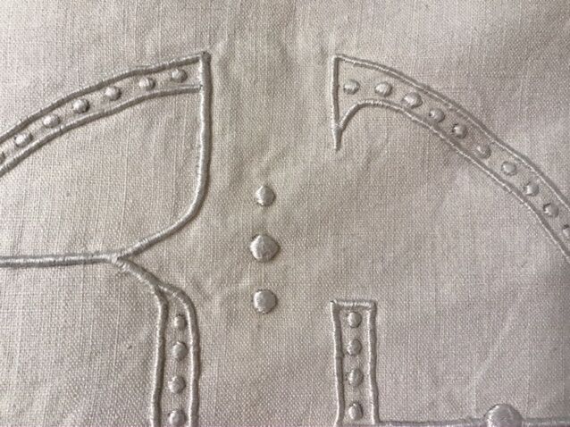 Drap 2 people marked RD