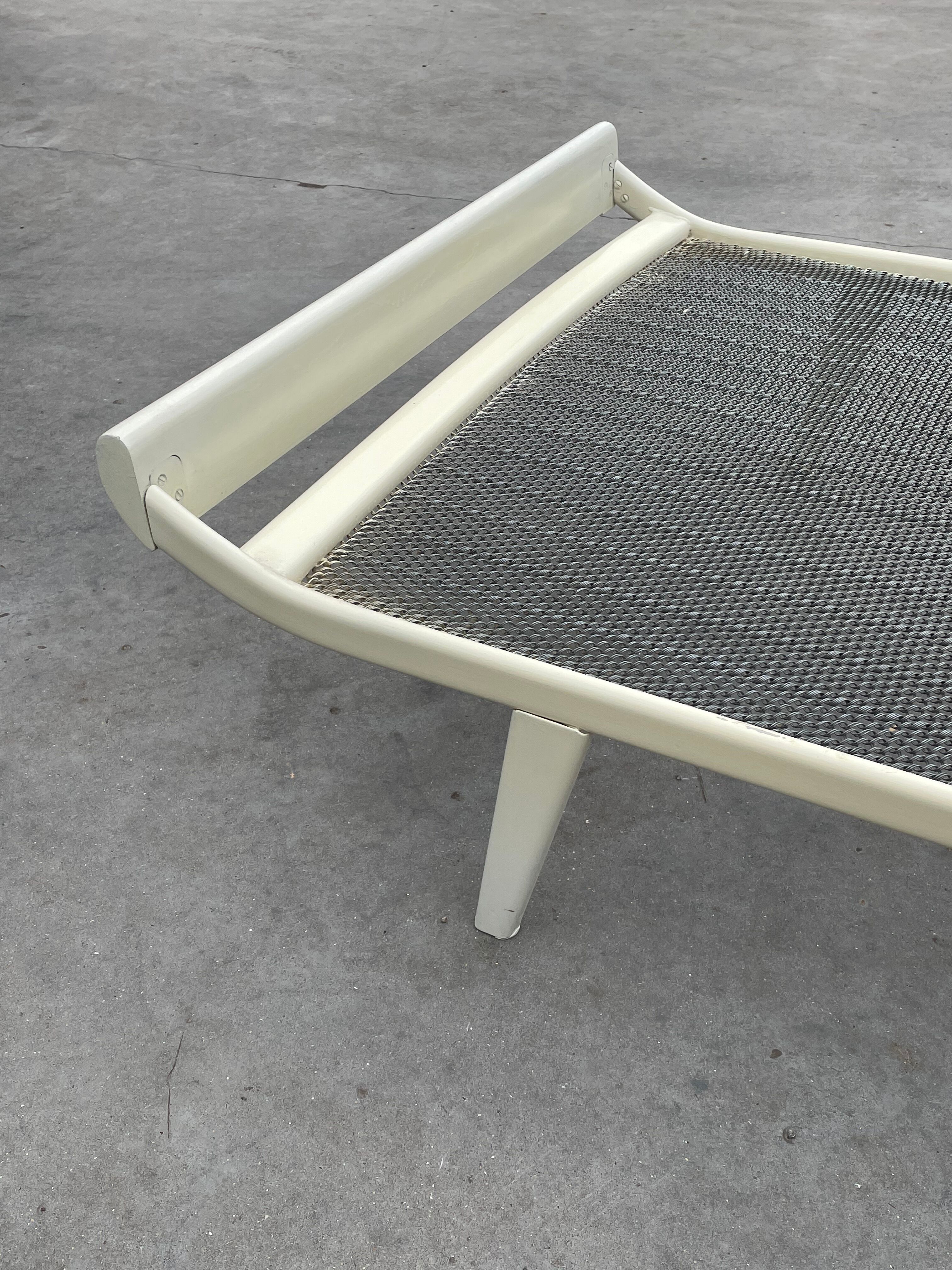 Vintage daybed Auping Cleopatra design by Dick Cordemeyer