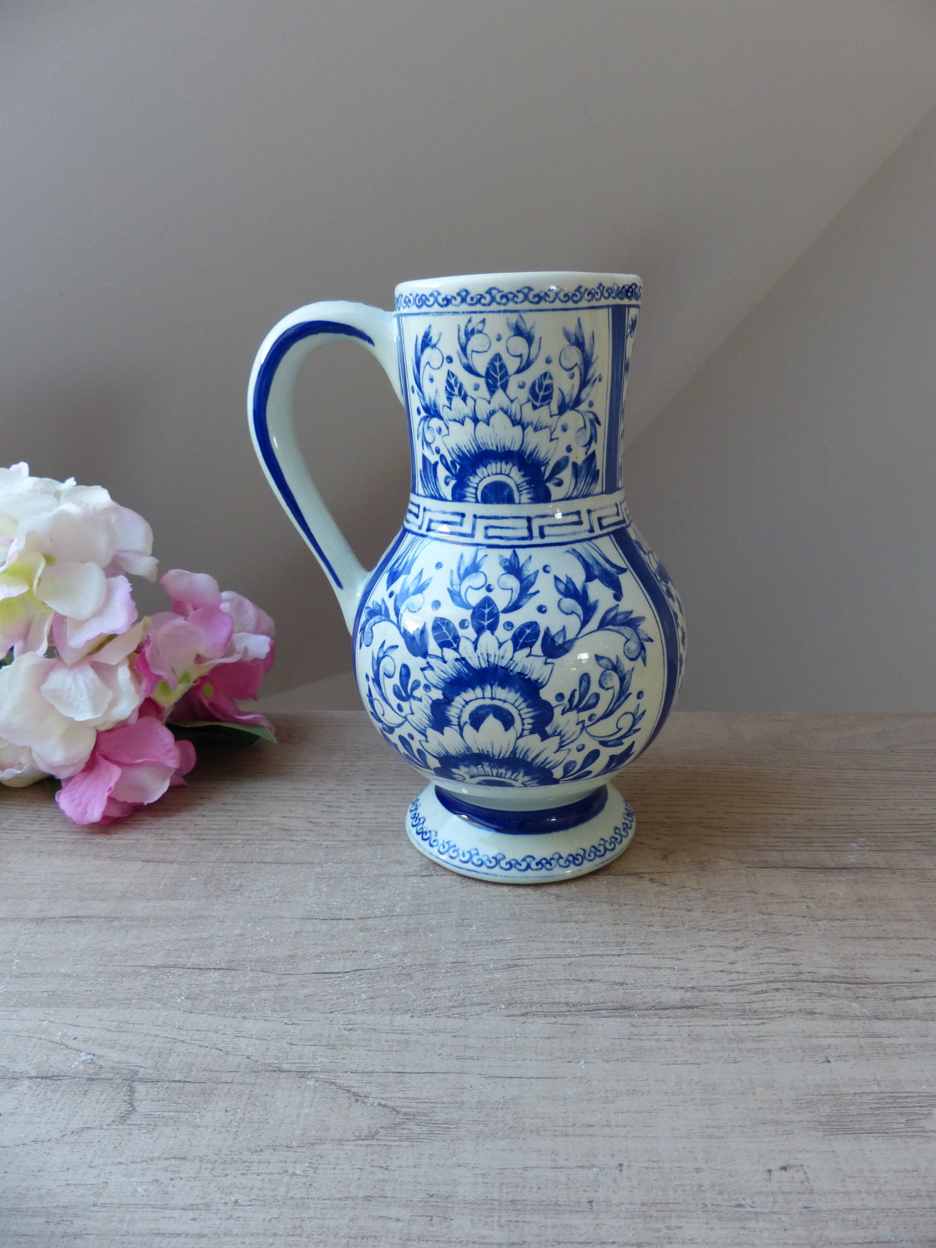 Blue delft pitcher, jug boch vase belgium amsterdam hand painted
