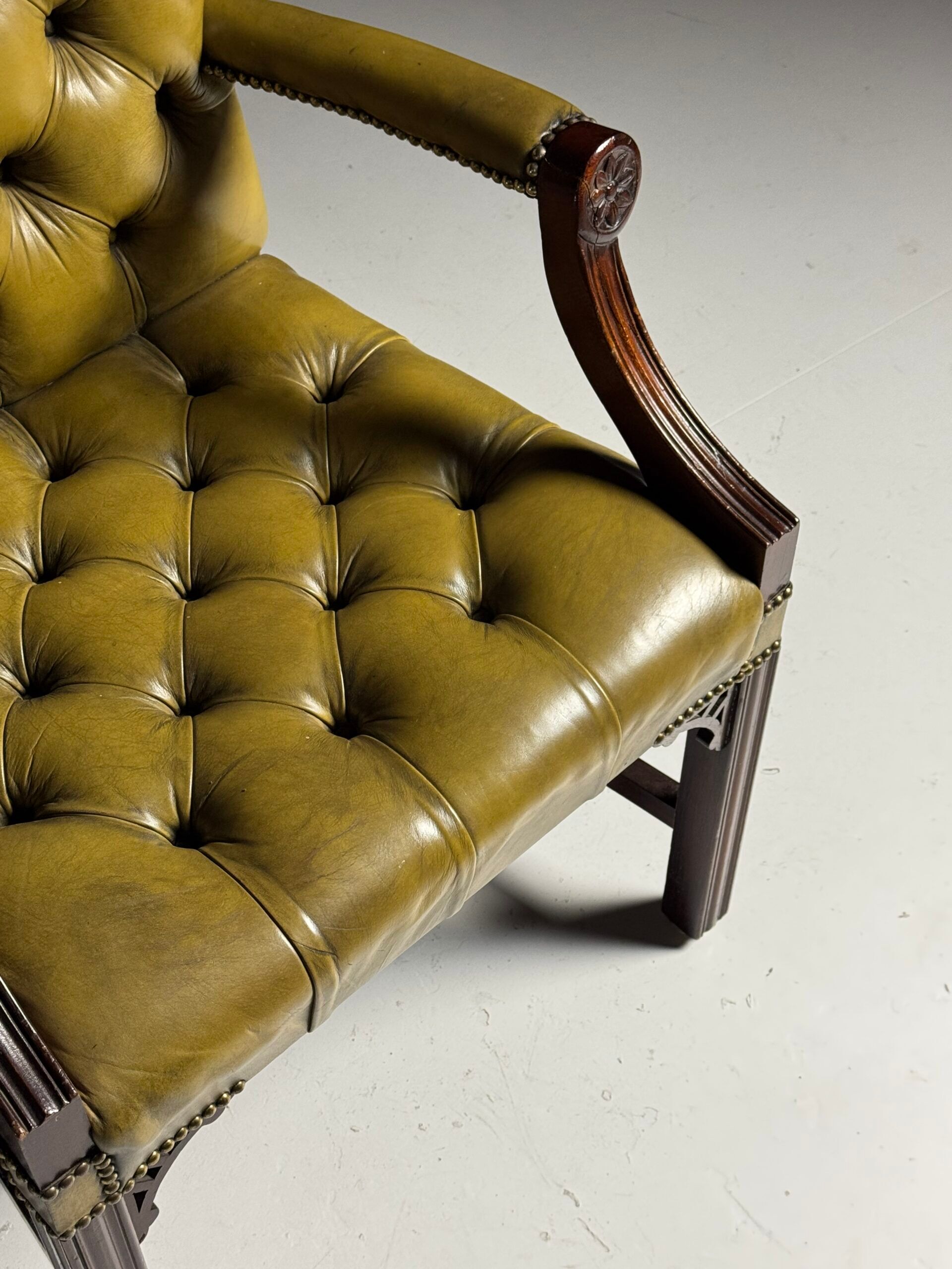 Green leather tufted office chair