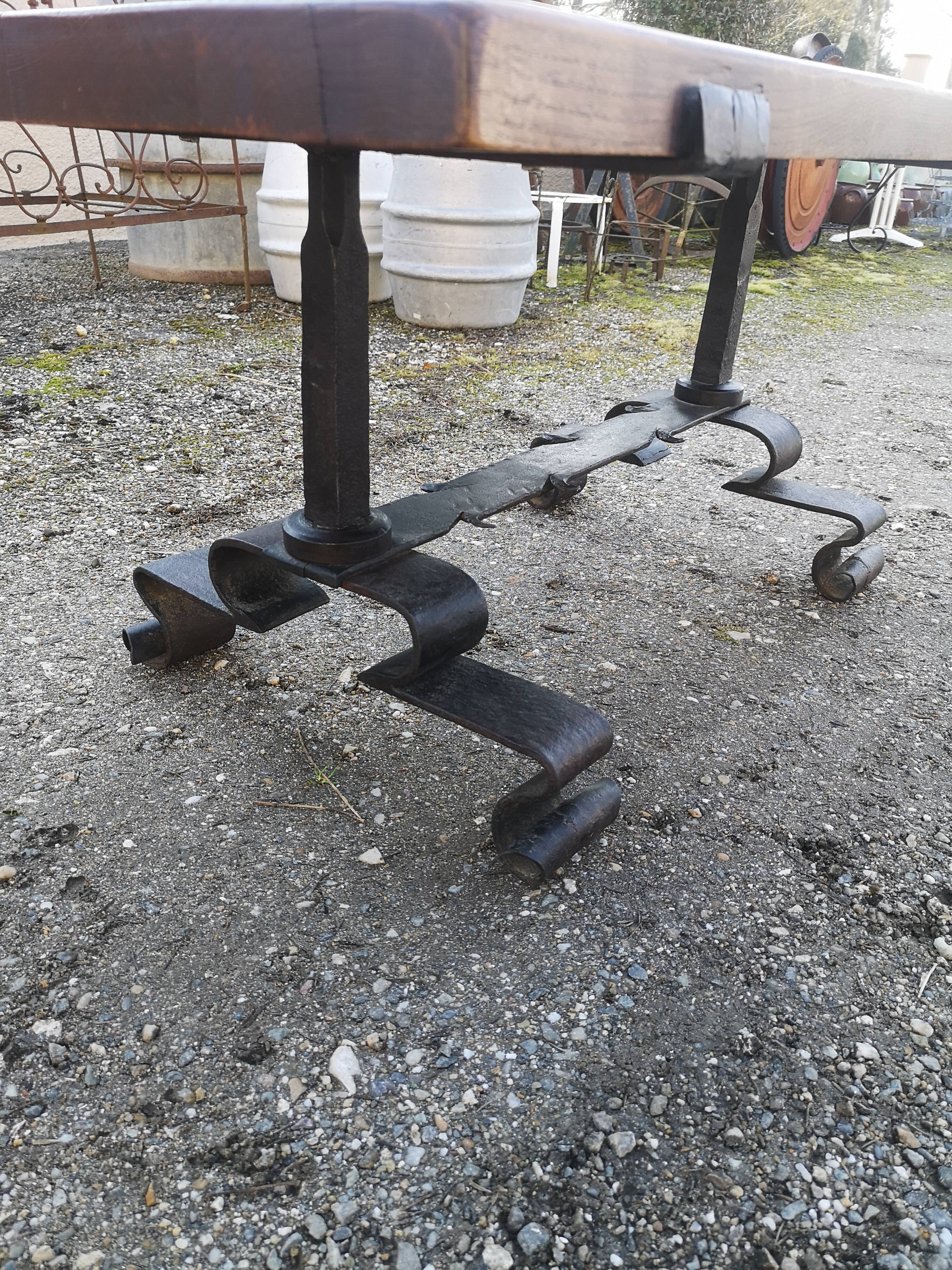 Table basse artisanale