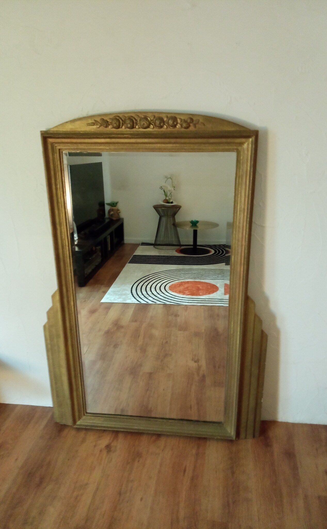 Golden mirror  100x139cm