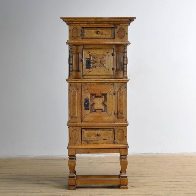 Armoire rustique allemande en pin et chêne, vers 1850