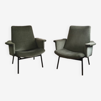 SK660 armchairs Pierre Guariche - Steiner