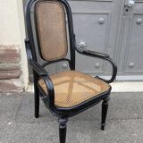 Curved wooden armchair Thonet Nr 1032