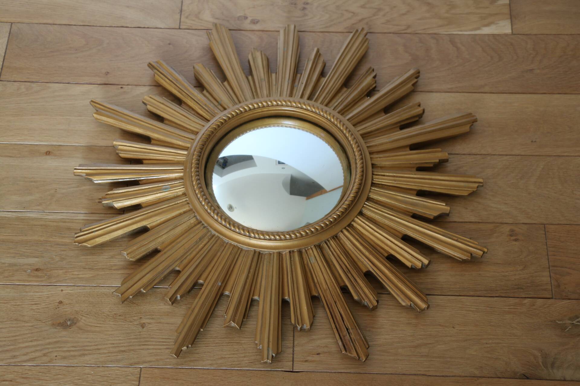 Resin witch mirror 595mm
