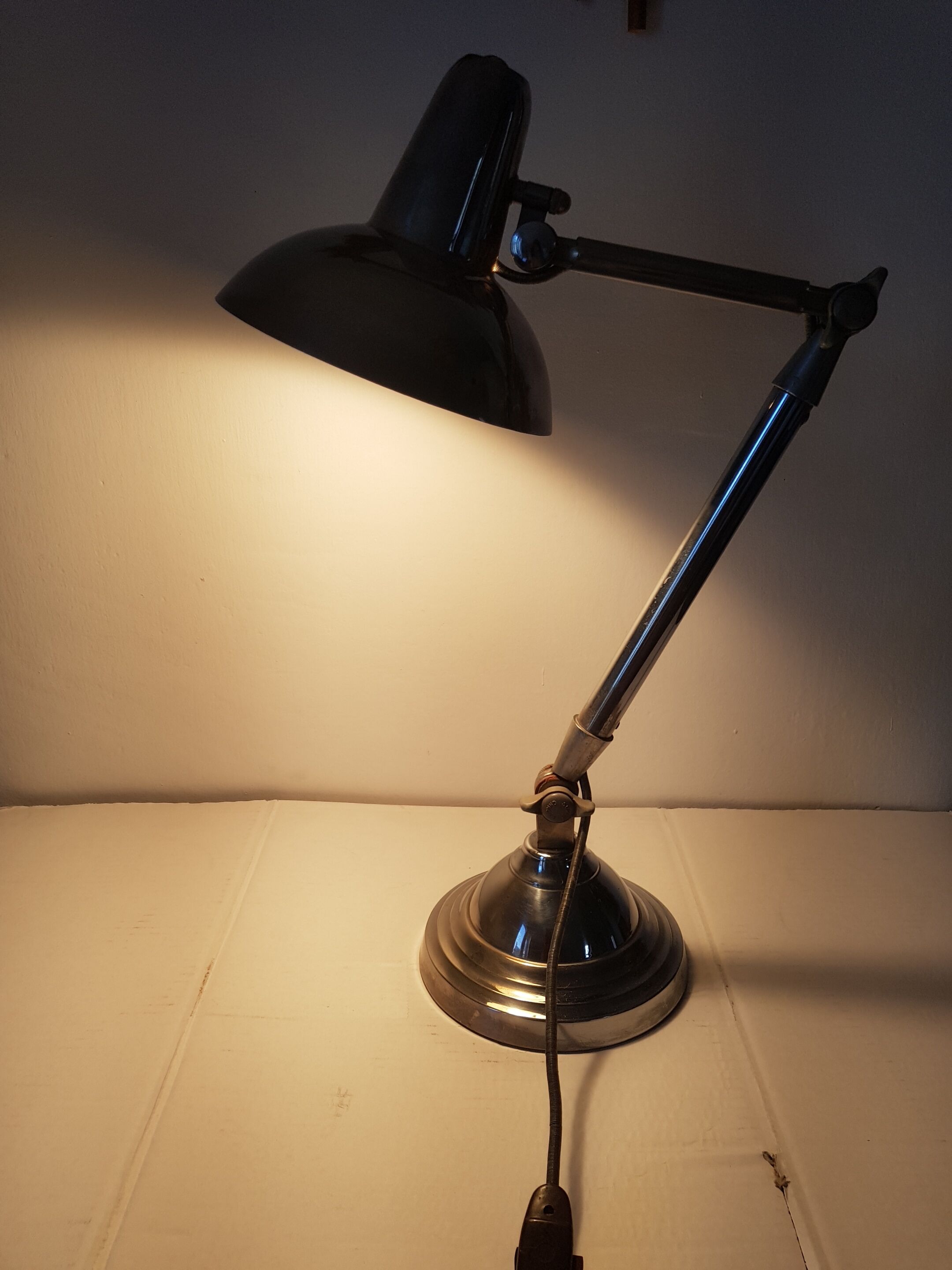 Super chrome Art Deco desktop lamp