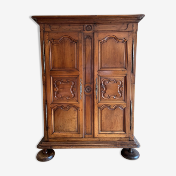 Eighteenth century castle cabinet in walnut Louis XIII style