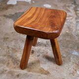 Brutalist stool in solid elm, French work from the 1960s