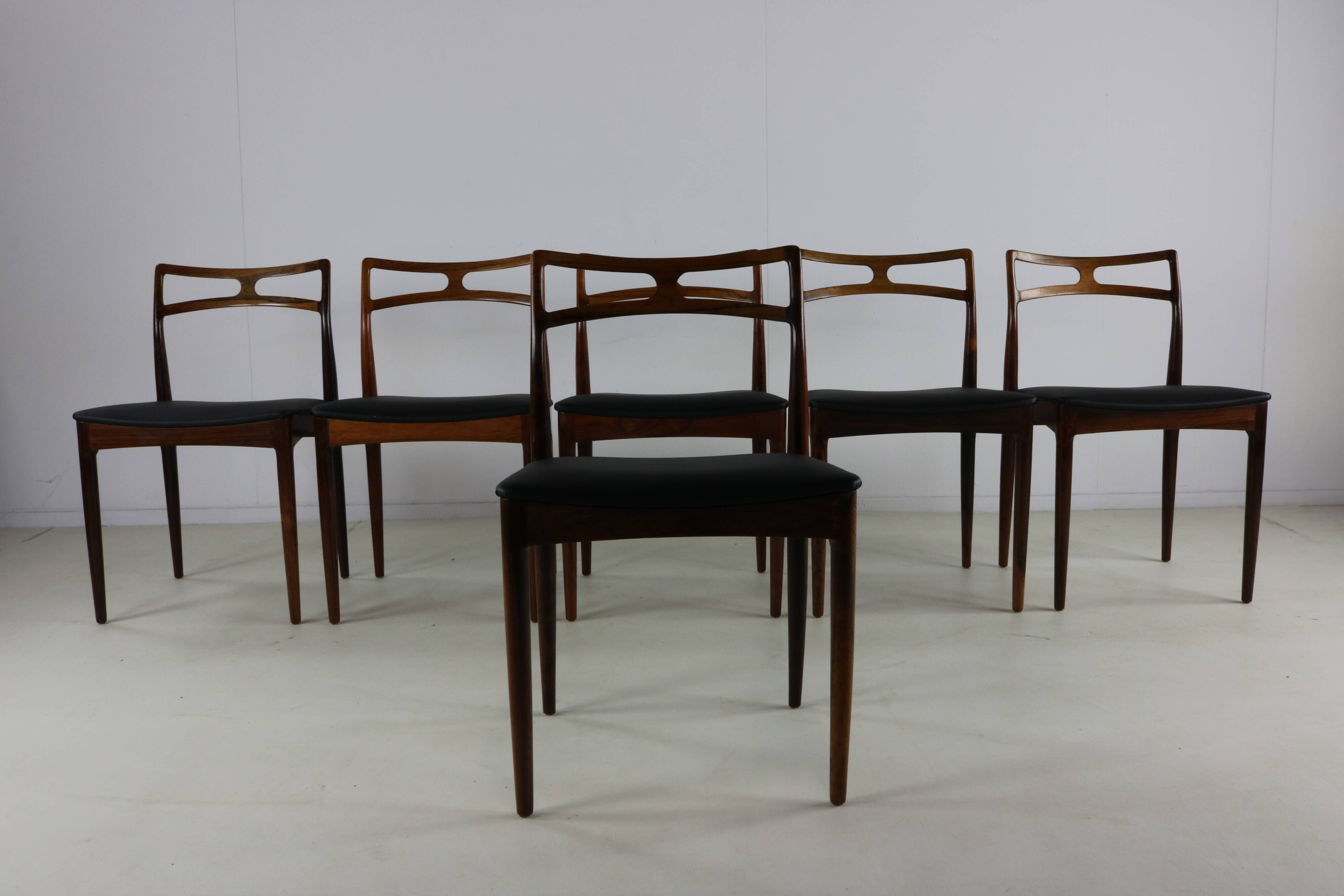 Sixties Danish design rosewood dining chairs by cabinetmaker Johannes Ander