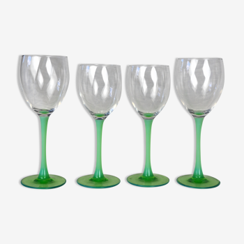 Set of 4 glasses of green opalescent foot wines Arques crystal, Luminarc 70s / 80s