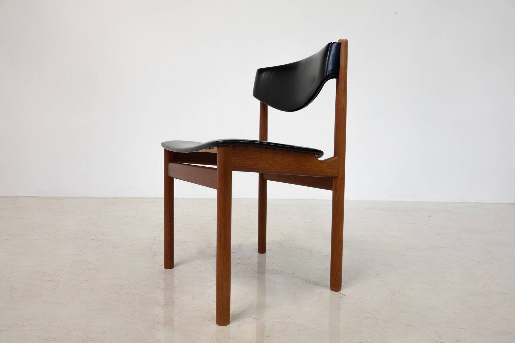 Mid-Century Modern Set of 6 Scandinavian Chairs, 1960s