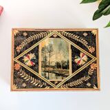 Boîte ancienne artisanale en marqueterie de paille, années 1920