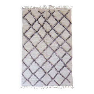 Beni Ourain Vintage Rug - 267 x 166 cm