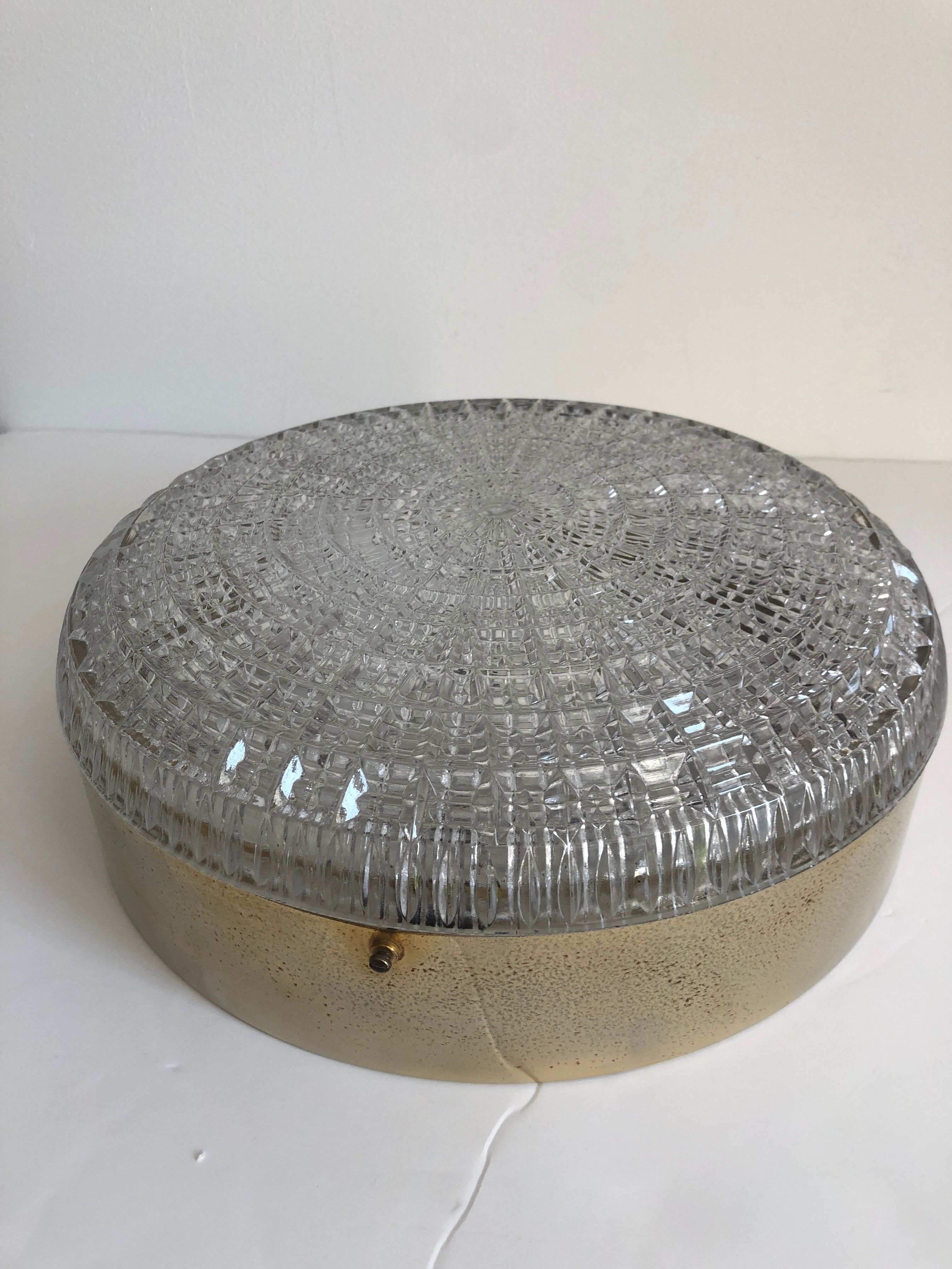 Vintage ceiling lamp round
