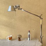 Artemide Tolomeo mini desk lamp on pliers and design Michele De Lucchi - Giancarlo Fassina