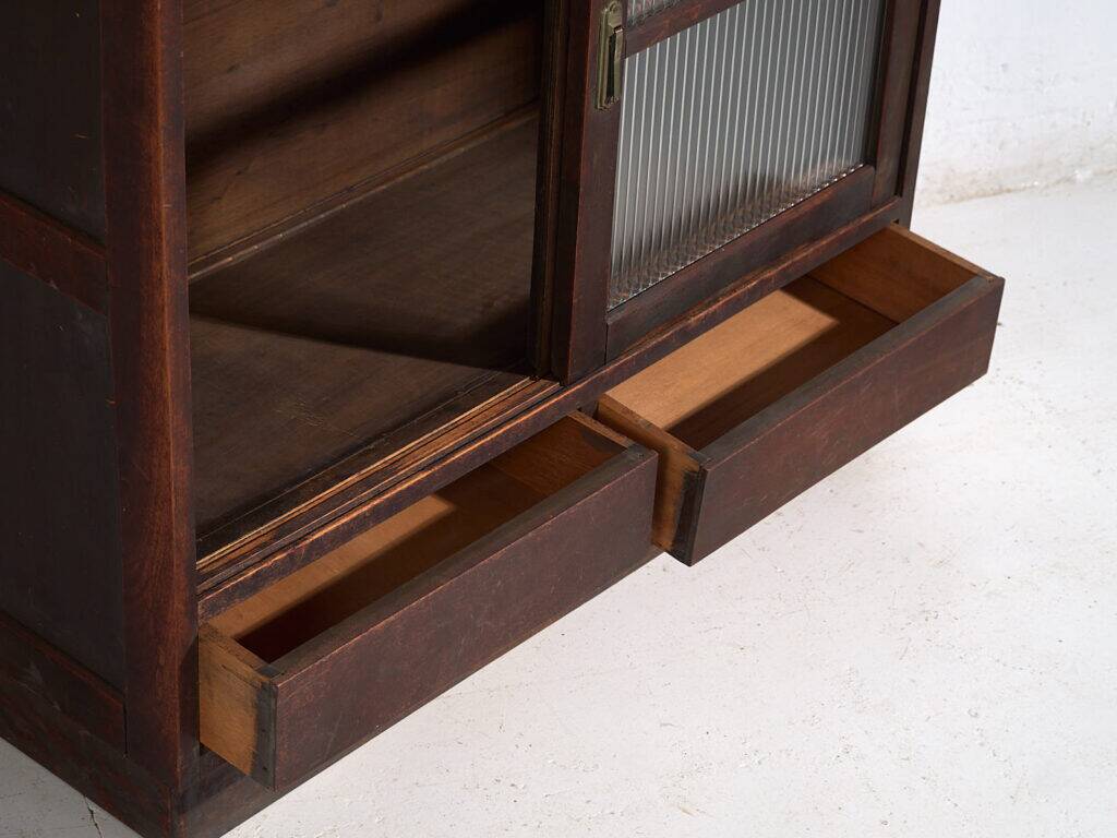 Antique Japanese display case – Taishō / Shōwa period (c.1912-1970) #46