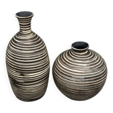 Deux Vases Vintage Ethniques en Céramique crème et marron rayée