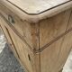 Buffet parisien en bois brut