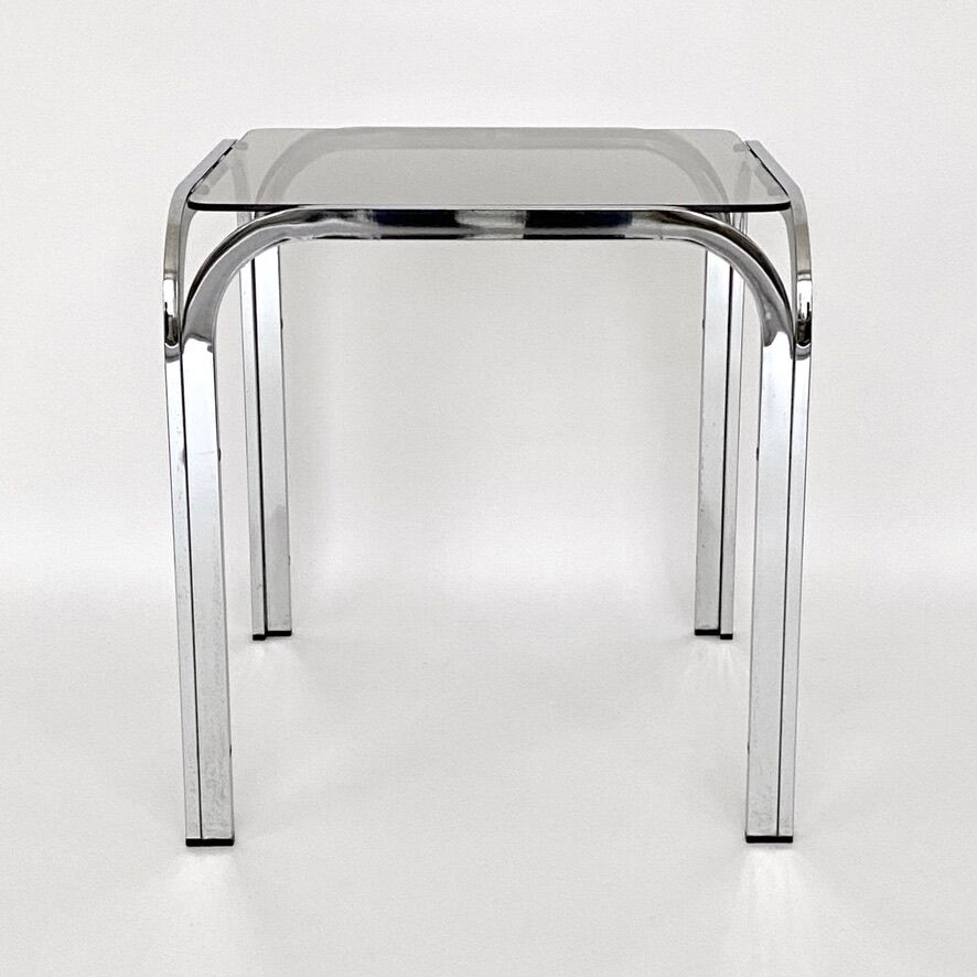 Vintage pull-out tables 70